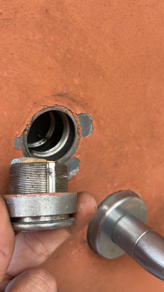 commercial door lock repair