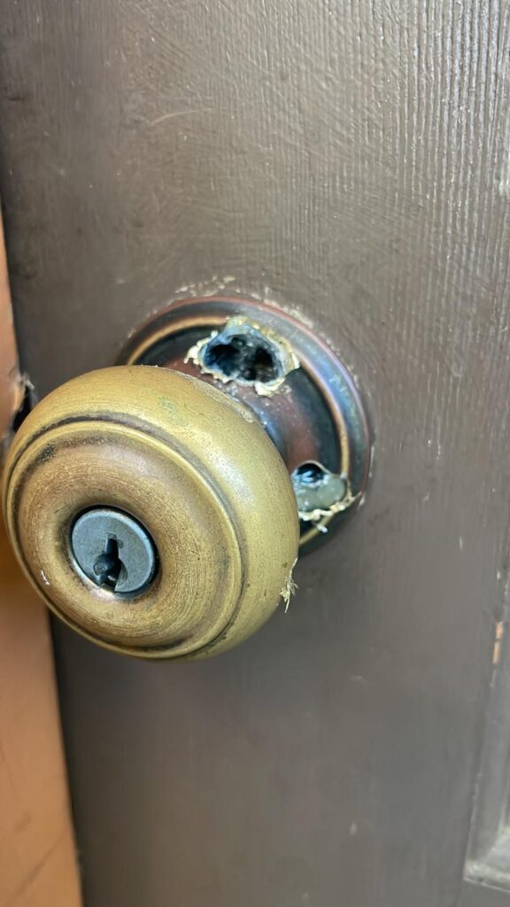 Fix Door Knob - Door Lock Repair Service