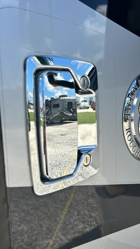 locked out of rv in jacksonville