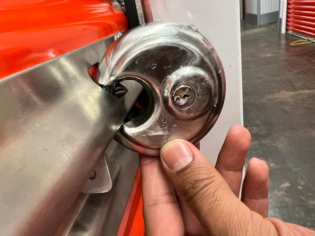 cut a padlock in windy hill jacksonville