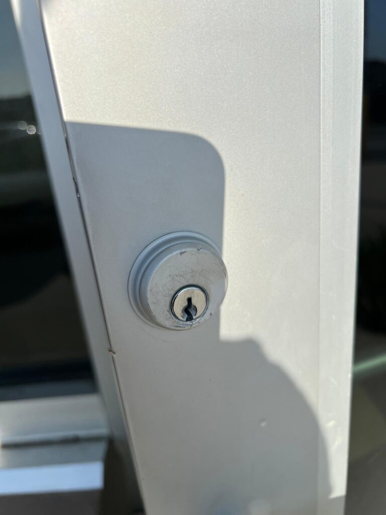 commercial locksmith crescent beach
